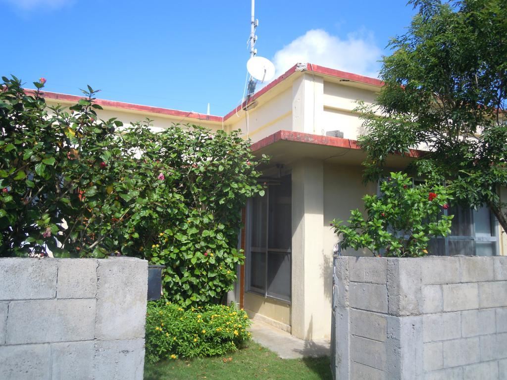 Guest House Renga II Uruma Esterno foto